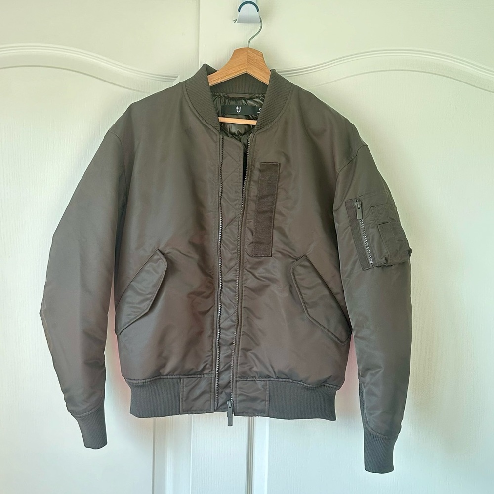 Uniqlo +J Hybrid Down Oversized MA-1 Blouson bomber jacket EUC